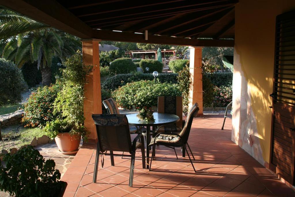Residence Villa Smeralda Telti Ngoại thất bức ảnh