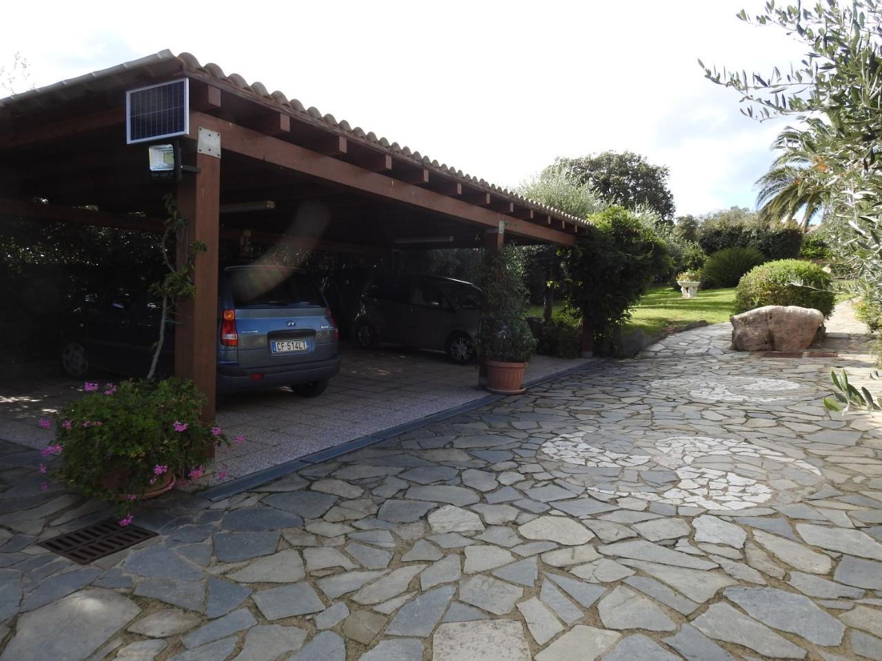 Residence Villa Smeralda Telti Ngoại thất bức ảnh